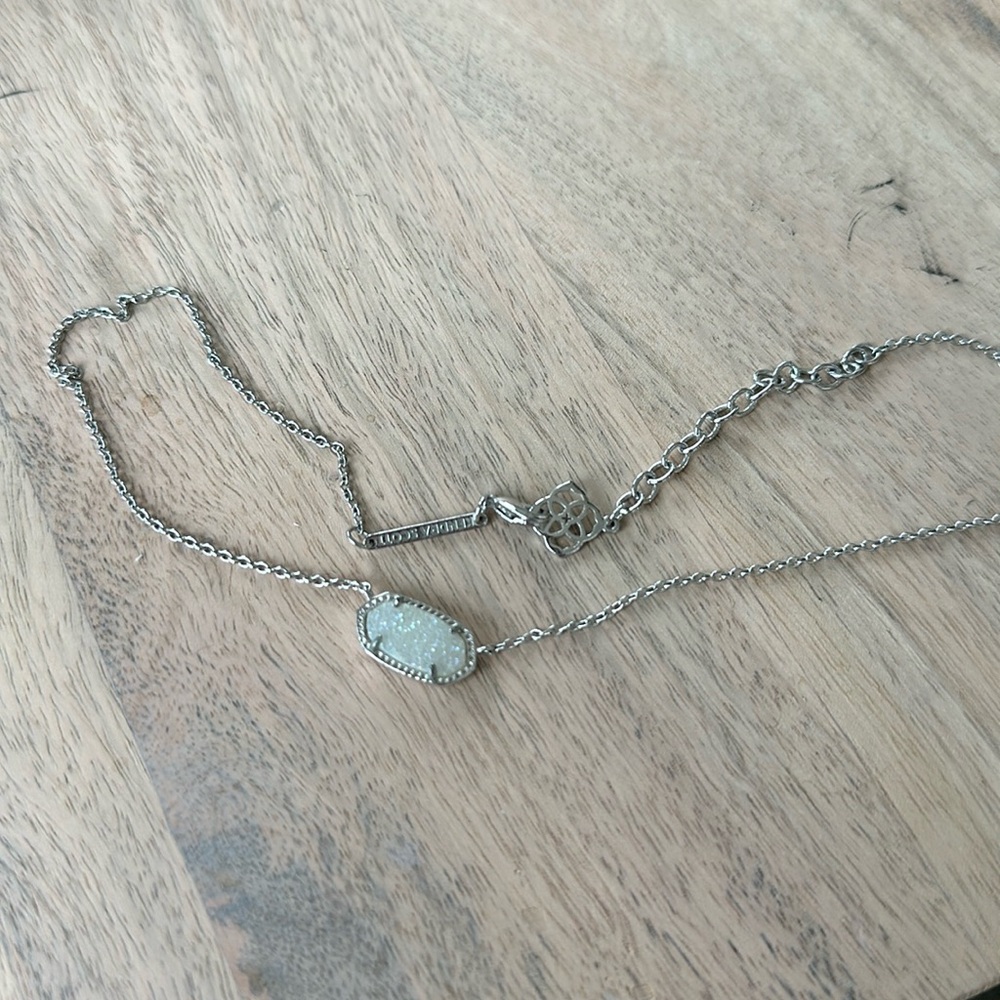 Kendra Scott Elisa necklace